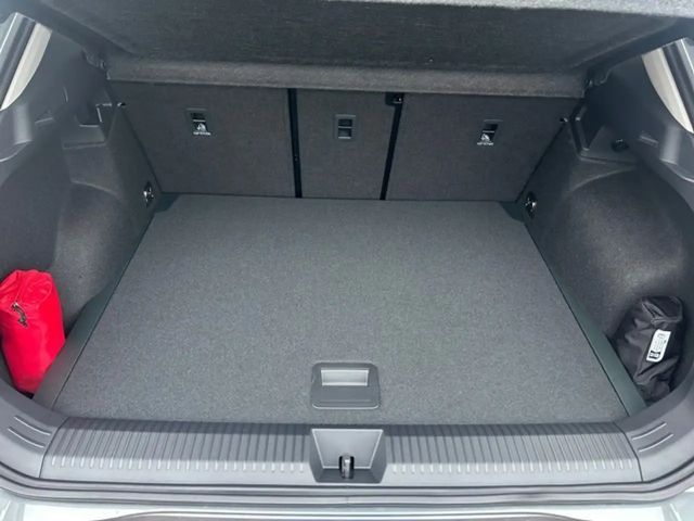 Volkswagen T-Roc 1.5 eTSI DSG IQ.Drive Style