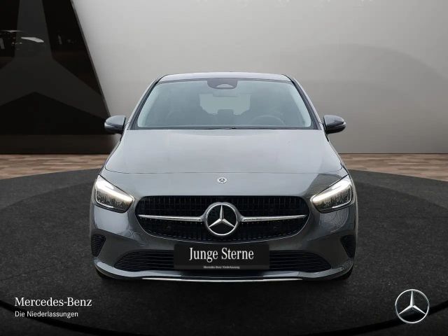 Mercedes-Benz B 200 Progressive Sedan