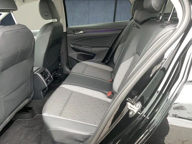 Volkswagen Golf 1.5 TSI