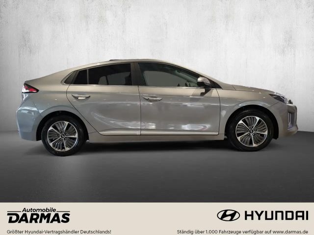 Hyundai Ioniq Hybrid Plug-in Style