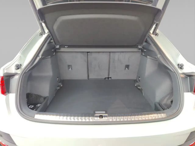 Audi Q3 35 TFSI S-Line