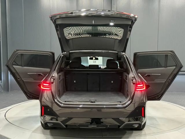 BMW 520 520d M-Sport Touring