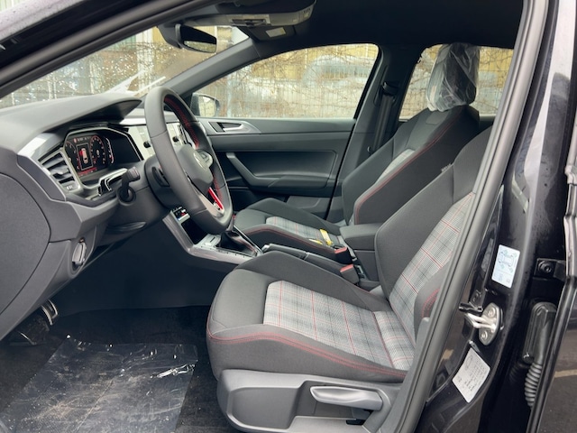 Volkswagen Polo 2.0 TSI DSG