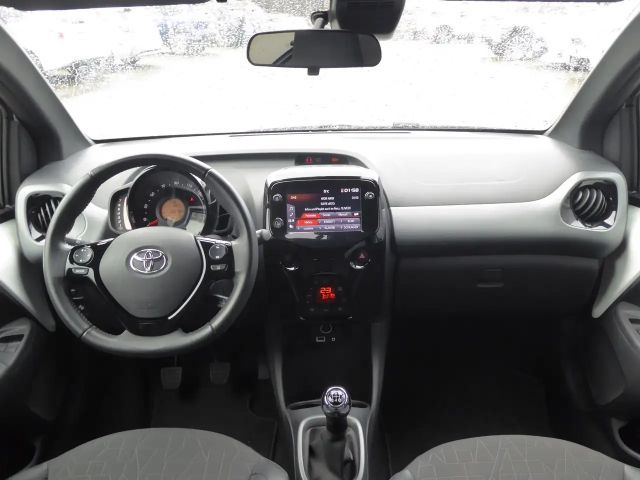 Toyota Aygo Hatchback X-final