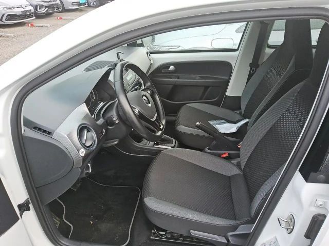 Volkswagen e-up! Active