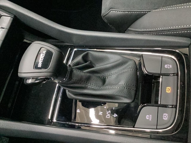 Skoda Karoq 1.5 TSI Selection