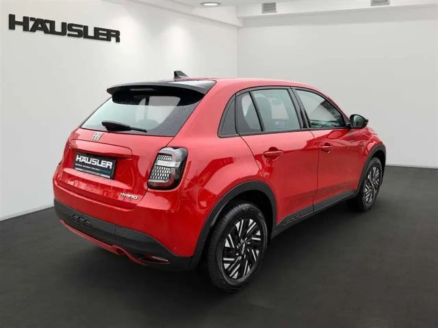 Fiat 600e 1.2 DCT Hybrid PDC Kamera Klimaautomatik CarPlay