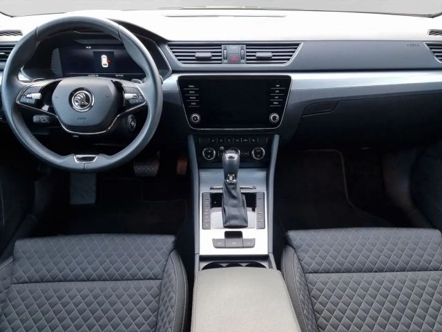 Skoda Superb Ambition Combi iV