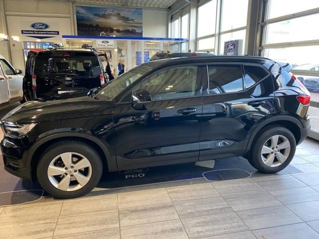 Volvo XC40 Core Momentum T3