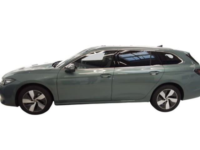 Volkswagen Passat 1.5 eTSI Business DSG Variant