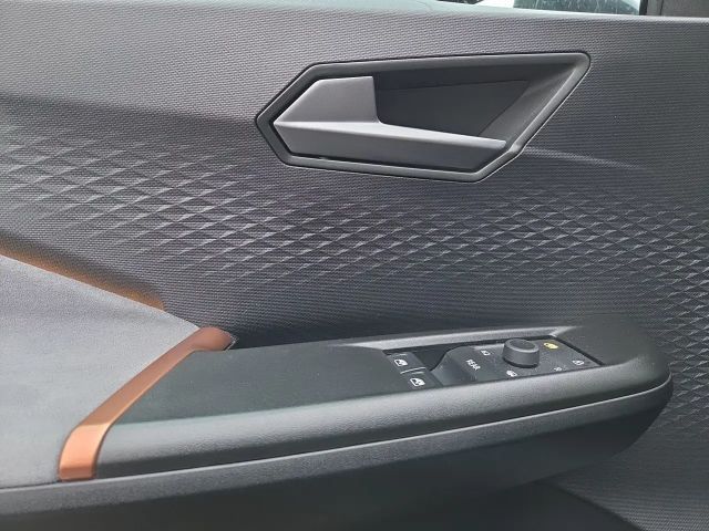 Cupra Born SPORT EL.SITZ+MASSAGE+PANO+HEAD-UP+WPUMPE+KEYLESS+