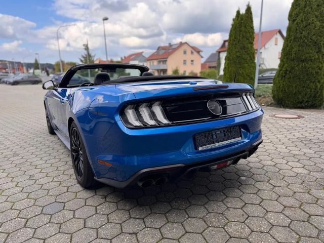 Ford Mustang Convertible GT 5.0 V8