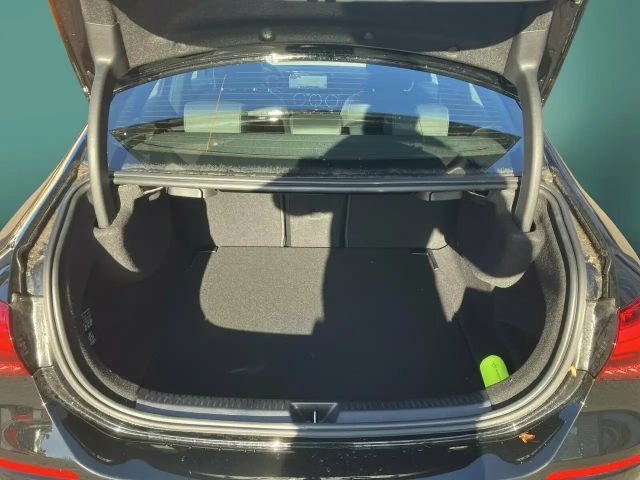 Mercedes-Benz A 200 Progressive