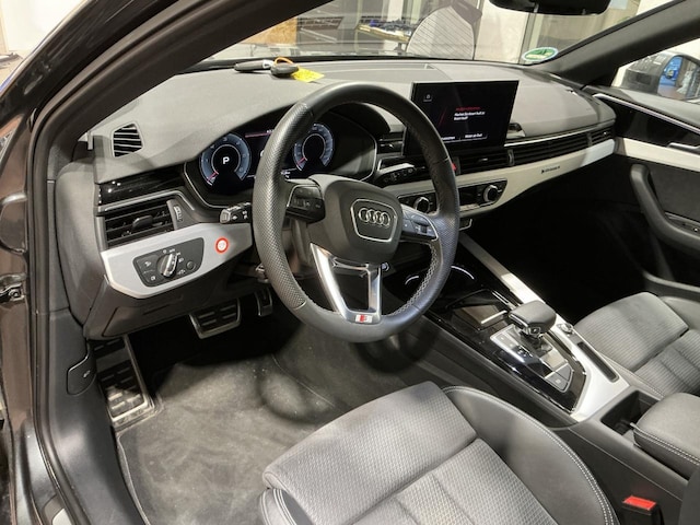 Audi A4 40 TDI Avant Quattro S-Line S-Tronic