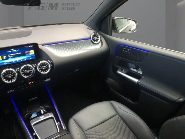 Mercedes-Benz B 200 Progressive