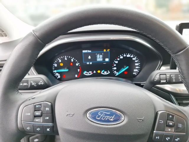 Ford Focus Titanium Wagon