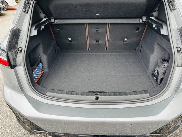 BMW 220 220i Active Tourer Sedan