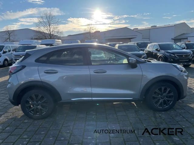 Ford Puma EcoBoost Titanium