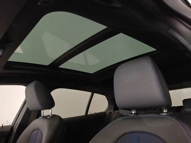 BMW 118 118i M-Sport Sedan