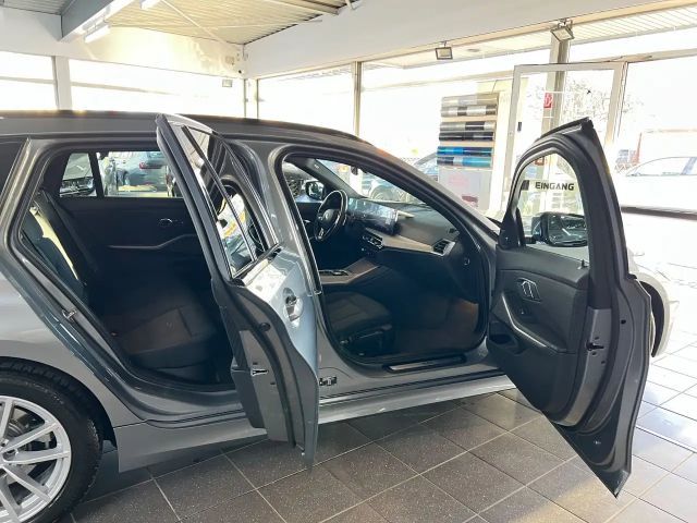 BMW 318 318d Touring