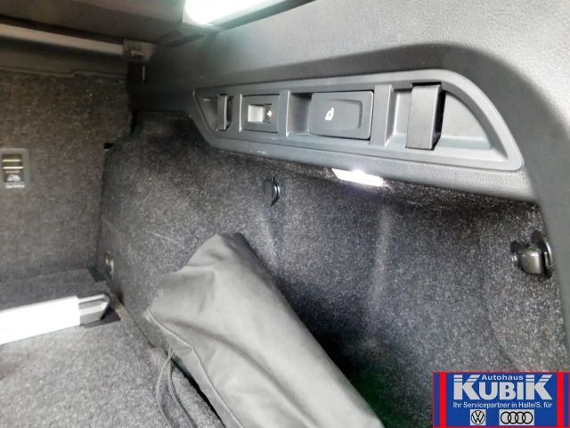 Skoda Octavia 1.5 TSI Ambition Combi Tour iV