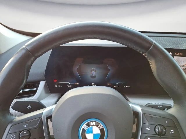 BMW iX1 xDrive30