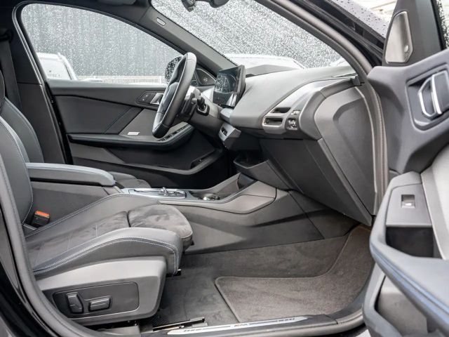 BMW 120 120d M-Sport Sedan