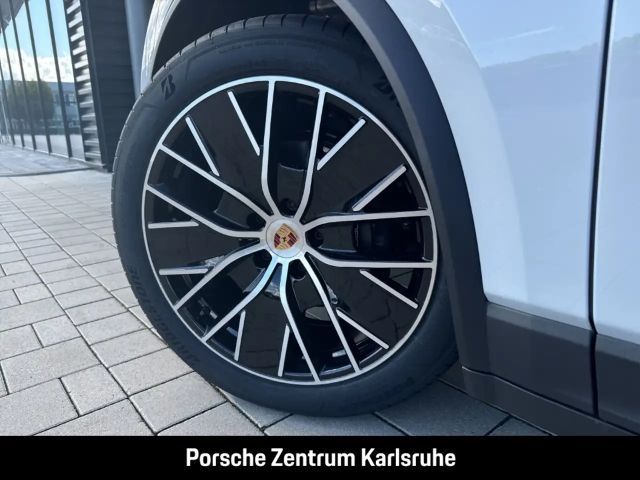 Porsche Macan 4