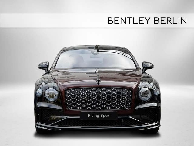 Bentley Flying Spur Hybrid V8