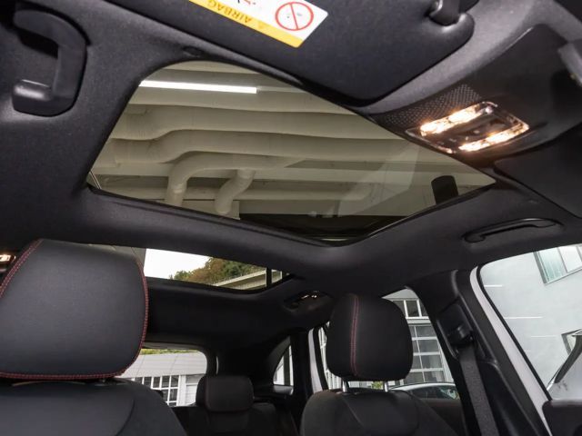 Mercedes-Benz GLA 250 4MATIC