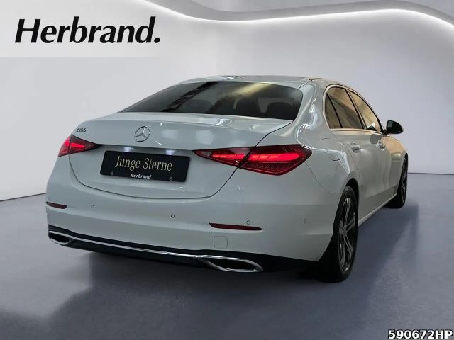 Mercedes-Benz C 180 AVANTGARDE Sedan