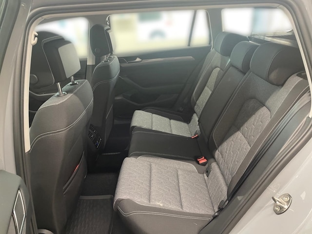 Volkswagen Passat 1.5 TSI Business Variant