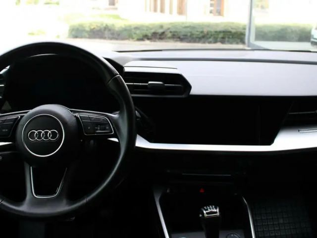 Audi A3 35 TFSI Sedan