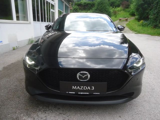 Mazda 3 G140 Centre-Line mit Design Pack