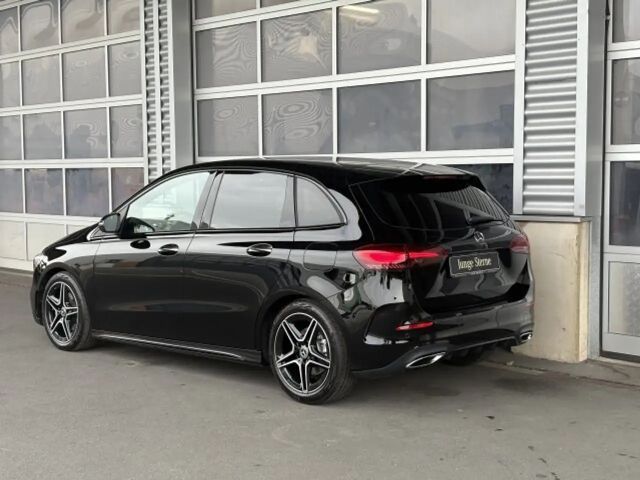 Mercedes-Benz B 200 AMG Line