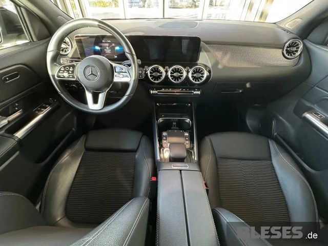 Mercedes-Benz GLA 180 Progressive