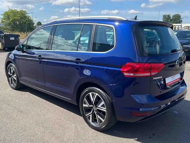 Volkswagen Touran 1.5 TSI DSG Highline