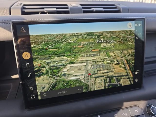 Land Rover Defender 110