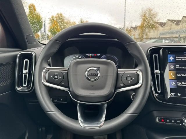 Volvo XC40 Core Recharge