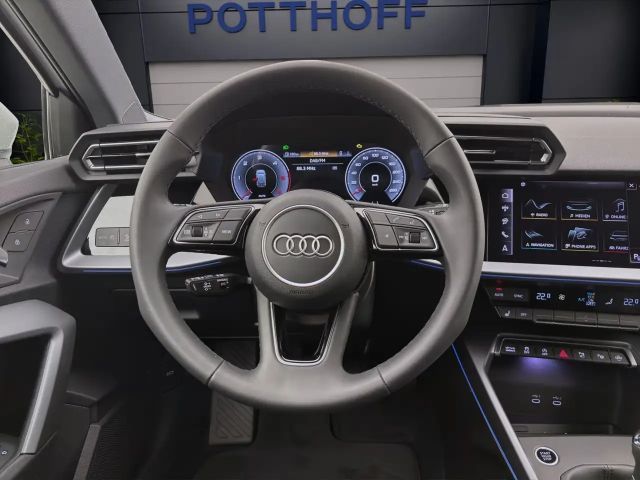 Audi A3 30 TDI Sedan