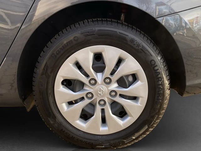 Hyundai i30 Hybrid Select