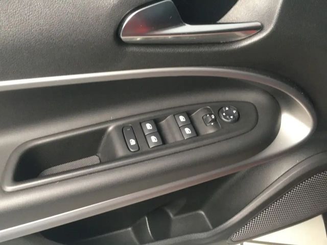 Jeep Avenger Altitude