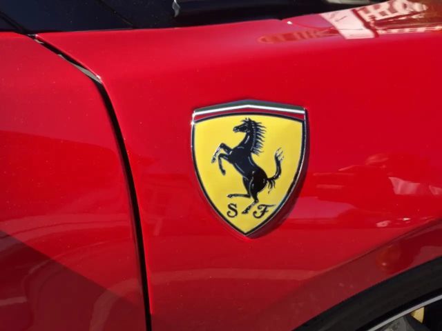 Ferrari 296 Frontlift,Carbon,Apple Carplay, 360°Kamera