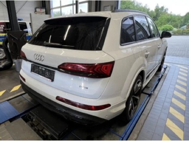 Audi Q7 55 TFSI Hybride