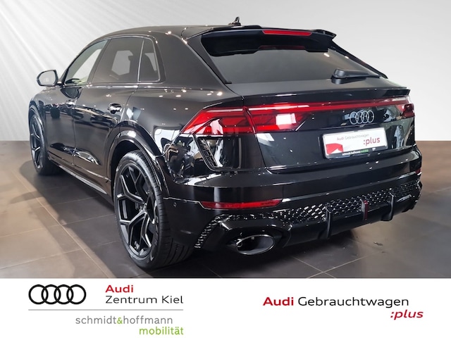 Audi RS Q8 Performance Quattro