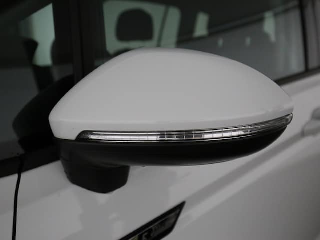 Volkswagen Touran 1.5 TSI DSG R-Line