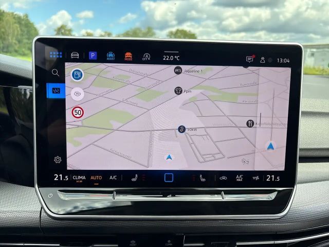 Volkswagen Golf 1.5 eTSI Golf VIII Style