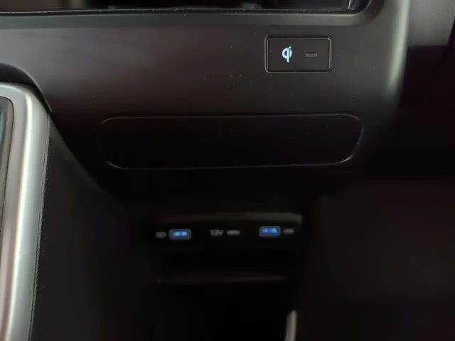 Hyundai Staria Trend