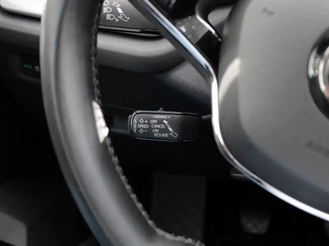 Skoda Octavia 1.5 TSI Ambition Combi