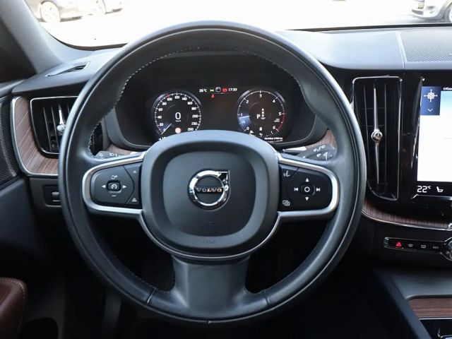 Volvo XC60 AWD Geartronic Momentum